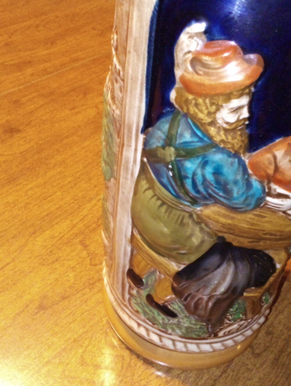 Vintage KW Star 9.5" German-Style Ceramic Beer Mug Tavern Relief Scene/Castle - Picture 8 of 15